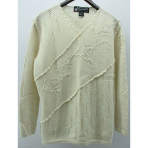 ALPACA CONNECTION Vintage Womens Medium Ivory Alpaca Wool Pullover Sweater